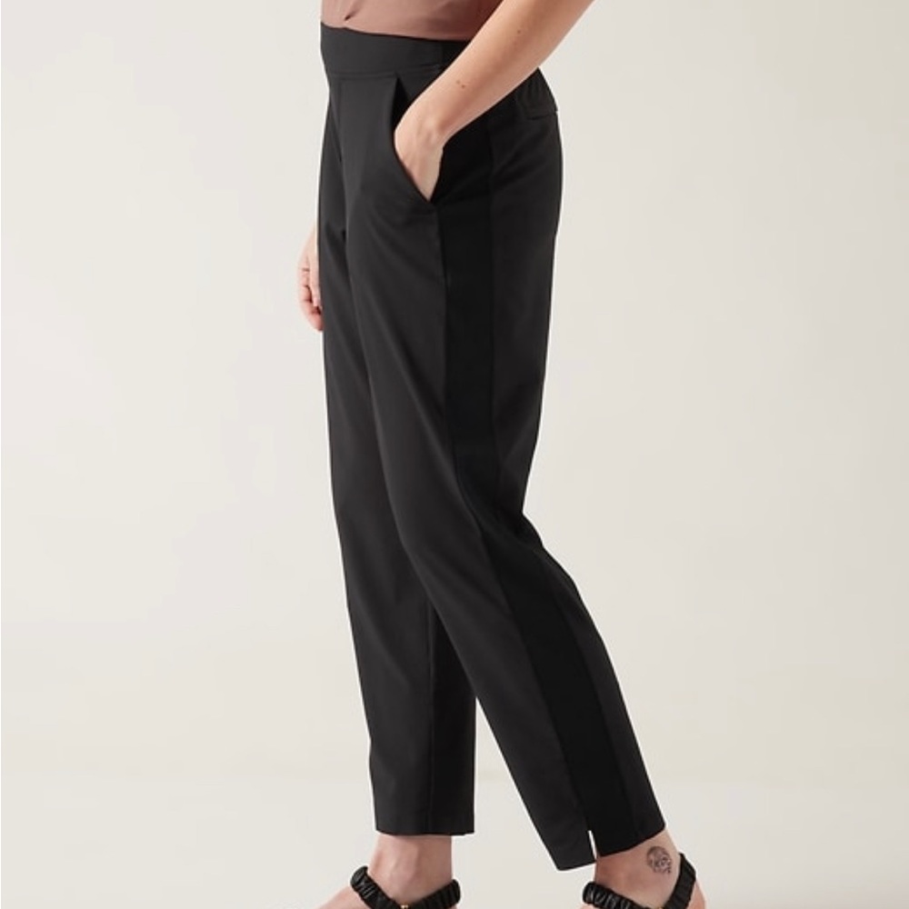 Athleta NWT Brooklyn Pant size 16 Black